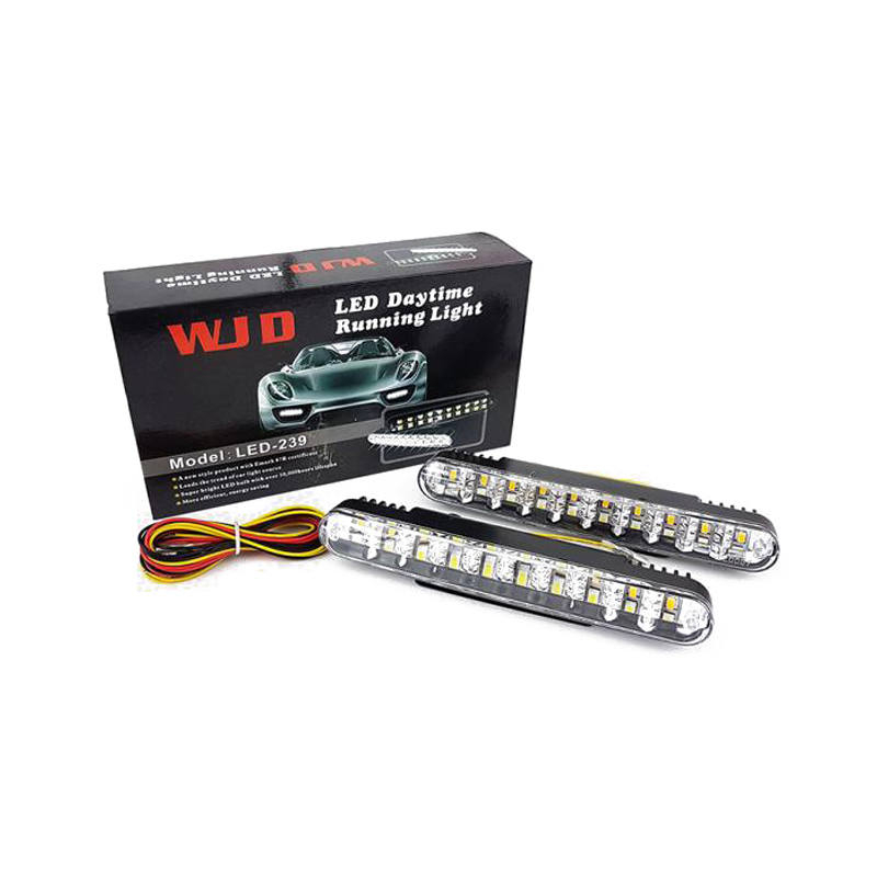 Univerzální LED světlo pro denní svícení do auta, DRL, 2x8W, s označením E4
